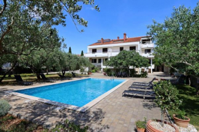 Family friendly apartments with a swimming pool Novalja, Pag - 213